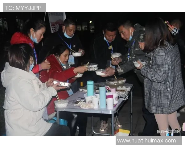 乌拉圭球员奥利维拉积极参与慈善活动助力食品篮分发希望温暖更多需要帮助的人