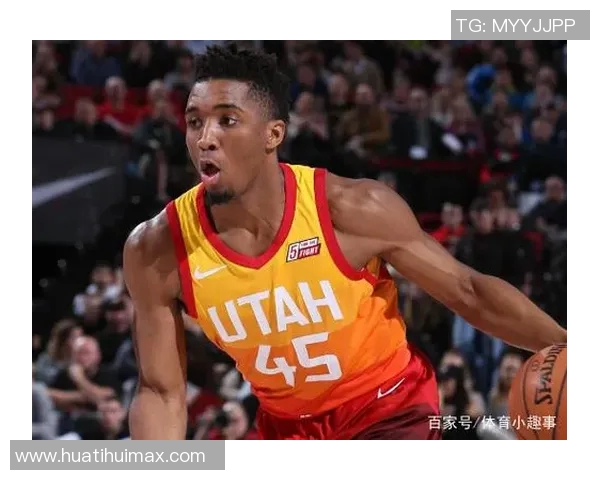 米切尔全场表现亮眼22投11中三分命中率高达36砍下32分9篮板5助攻正负值13