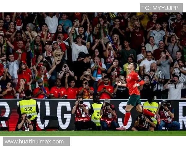 C罗再创辉煌梅开二度世预赛进球数达41生涯总进球数升至948